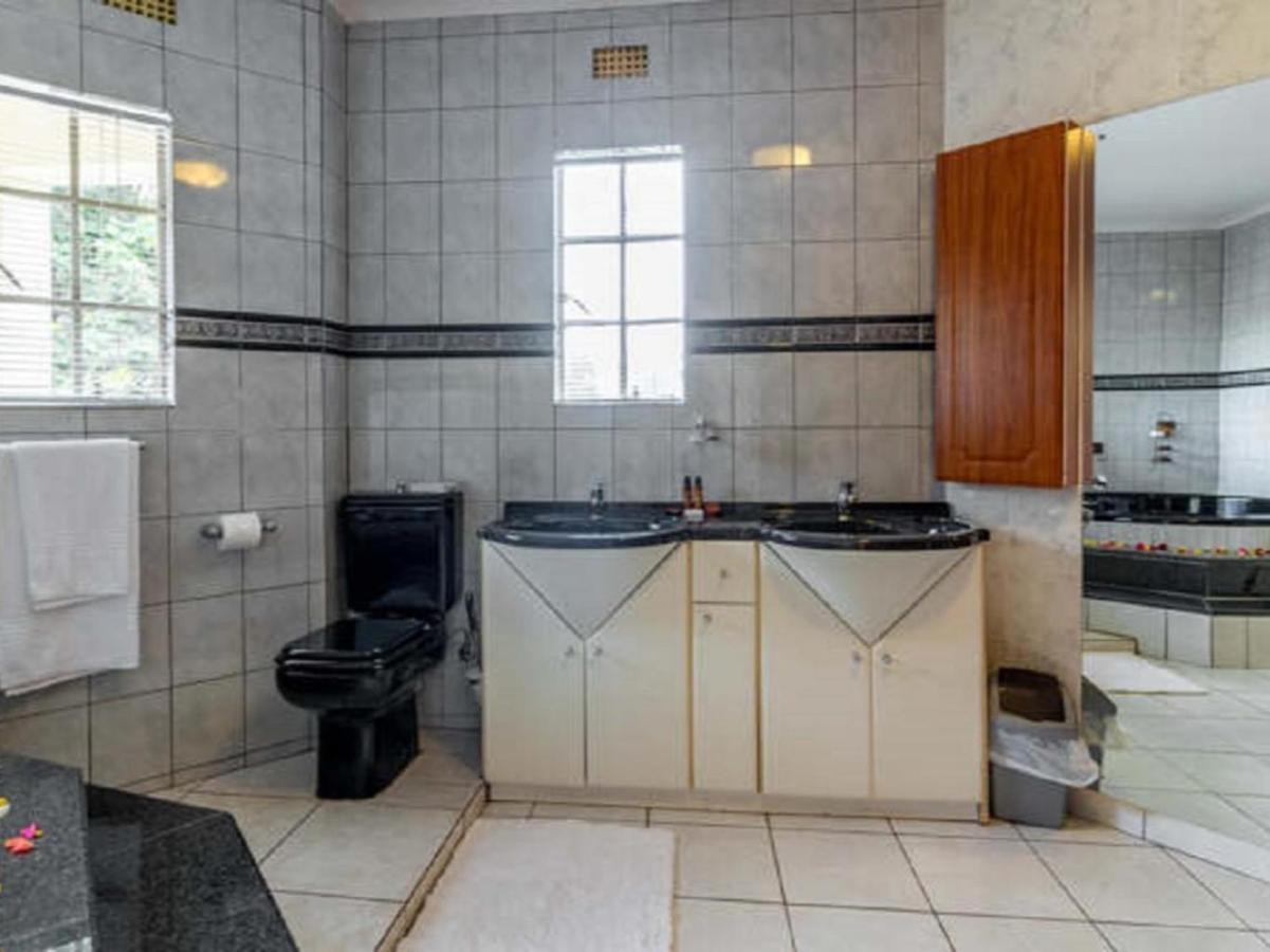 Gannet Place Guest House Hazyview Bagian luar foto